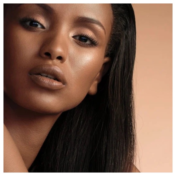 IILMAKIAGE NEW YORK COLOR BOSS SQUAD
MULTI-DIMENSIONAL 4-PAN EYE COLOR PALETTE - Picture 7 of 9